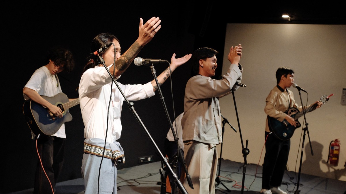 artist_img_68e7f64e2c4b4