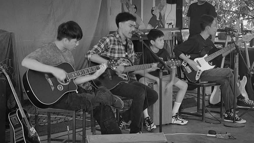 artist_img_68eb44d1143ce